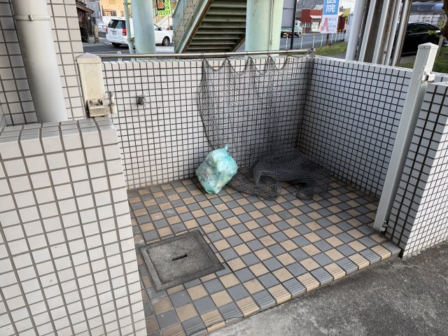 その他　ゴミ置き場（その他）まで5m