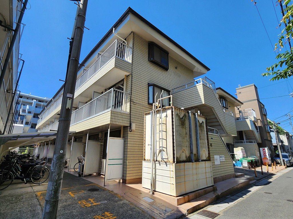 建物外観　モア５　２年定期借家契約（再契約相談可）　バイク相談可