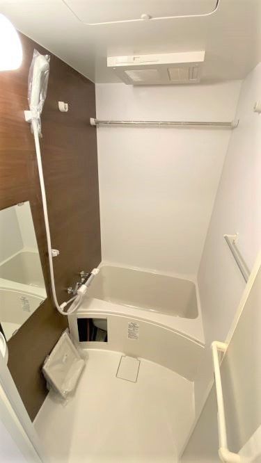バス・シャワールーム　浴室乾燥機付き