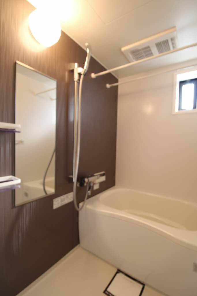 バス・シャワールーム　浴室