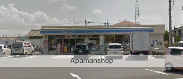 コンビニ　ローソン（コンビニ）まで479m