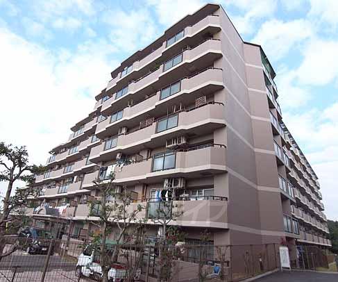 建物外観　分譲マンションです。