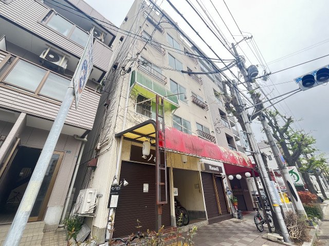 建物外観　外はこのようになっています