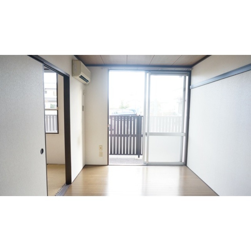 居室・リビング　図面と現状に相違がある場合には現状を優先