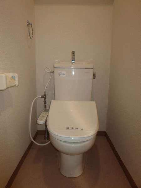 ジュネス自由ヶ丘のトイレ写真