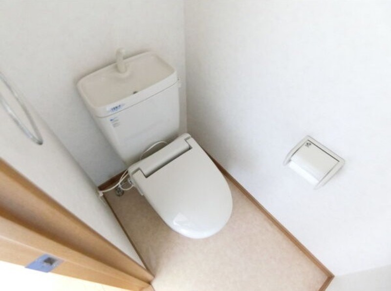 トイレ　図面と現状に相違がある場合には現状を優先