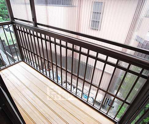 バルコニー　お布団も干せますよ