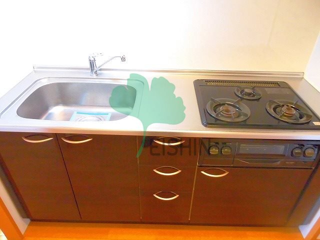 キッチン　シンプルな清潔感のあるキッチンです！