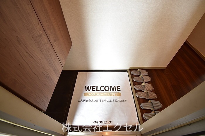 玄関　シューズボックス完備です。