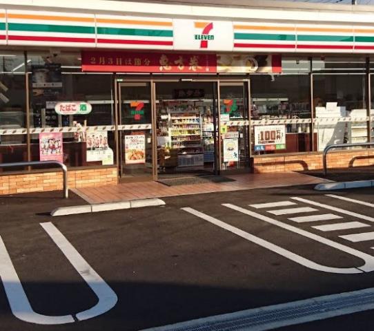 コンビニ　セブン－イレブン厚木岡田１丁目店（コンビニ）まで115m