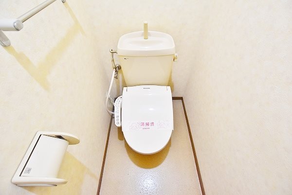 トイレ　★温水洗浄便座トイレ★