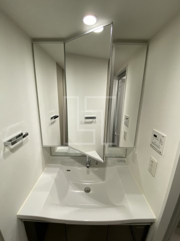 洗面設備　コンフォリア北堀江一丁目　独立洗面化粧台