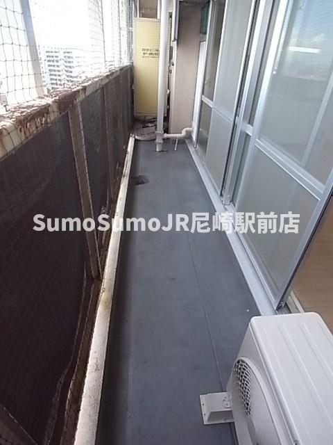 バルコニー　お洗濯にも便利なバルコニー付き