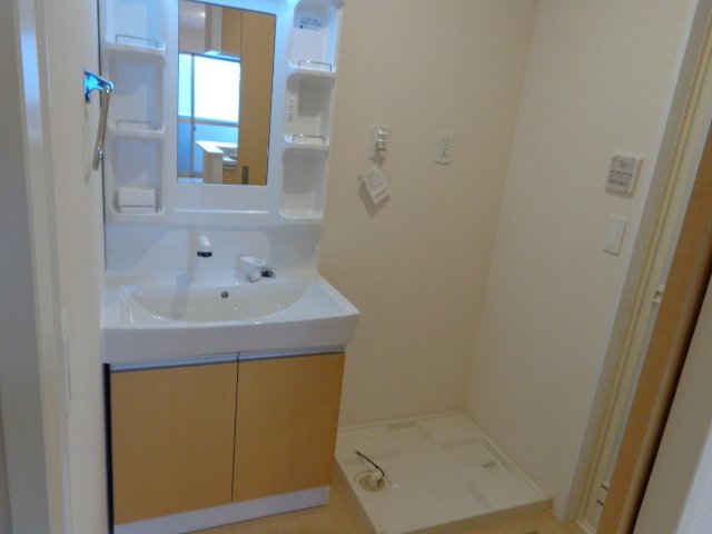 洗面設備　洗髪洗面化粧台