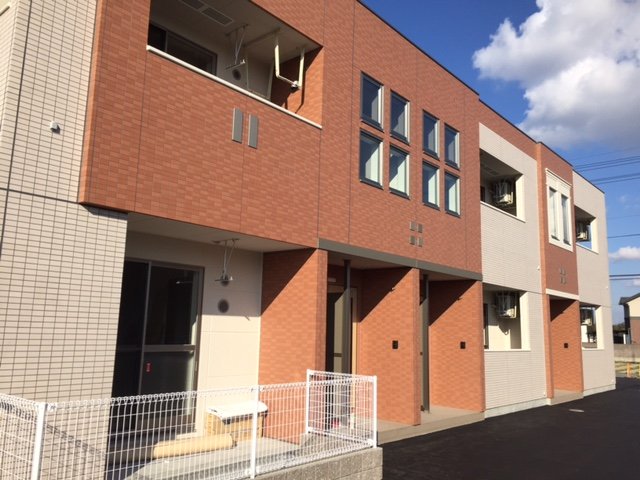 建物外観　外観写真（昼）