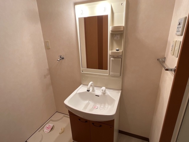 洗面設備　洗髪洗面化粧台