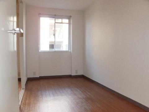 居室・リビング　洋室１