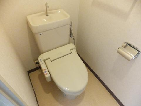 トイレ　シャワー付トイレ