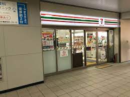コンビニ　セブンイレブン ハートインJR鴫野駅改札口店（コンビニ）まで519m