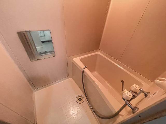 バス・シャワールーム　浴室