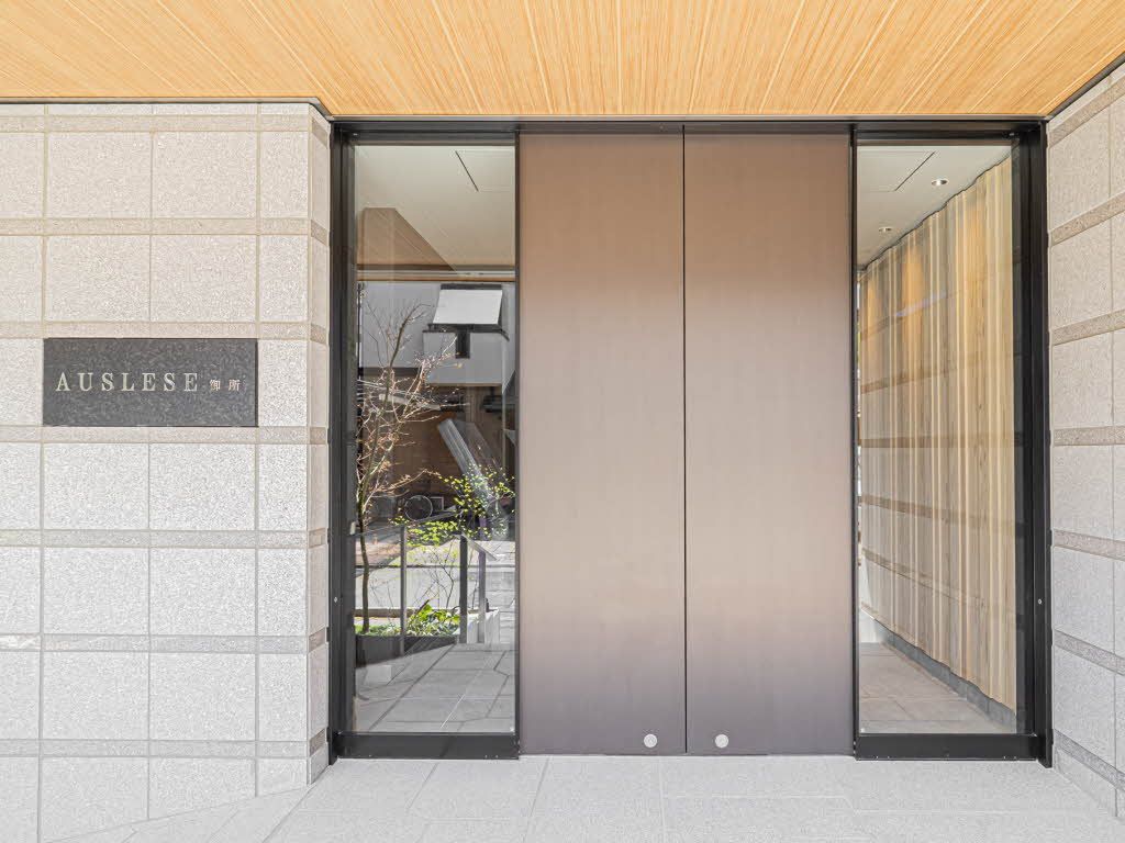 エントランス　エントランス