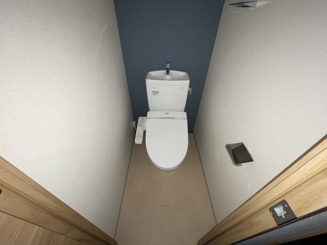 トイレ　モデル写真