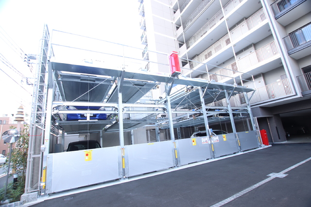 駐車場　★駐車場★（空き状況・使用料等詳細はご確認下さい）