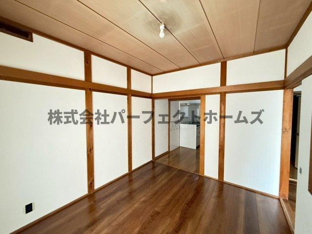 居室・リビング　広々とした洋室です