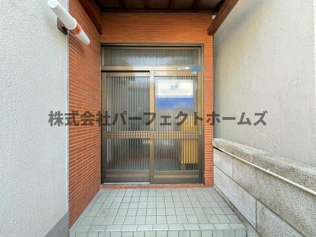 玄関　ゆったりとした玄関です