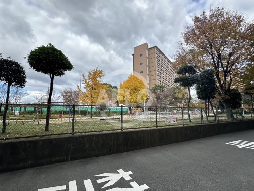 公園　中津公園（公園）まで760m