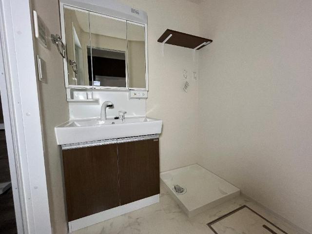 洗面設備　洗髪洗面化粧台