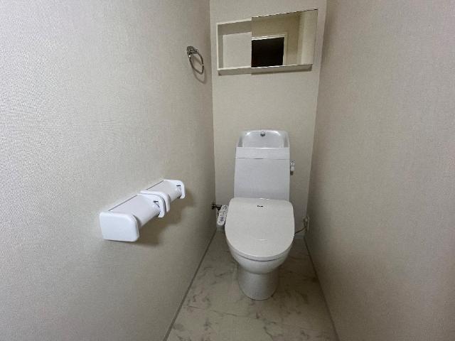 トイレ　シャワー付トイレ