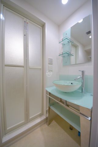 洗面設備　セレニテ本町グランデ　ボウル型独立洗面化粧台