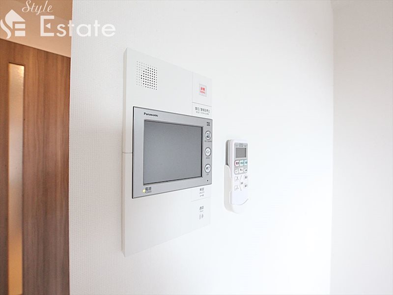 セキュリティ　モニター付きインターホン