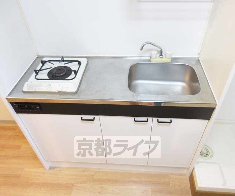 キッチン　まな板スペースあります。