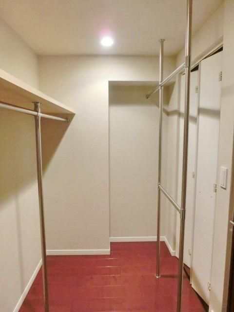 収納　★たっぷり収納ウォークインクローゼット★