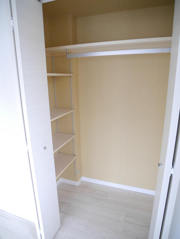 収納　ウォークインクローゼット！棚付！！
