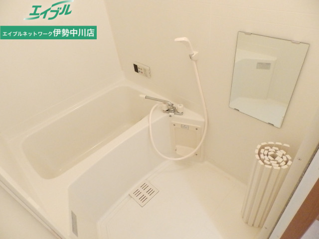 バス・シャワールーム　同型参考写真です。