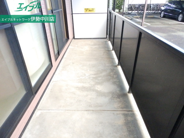 バルコニー　同型参考写真です。