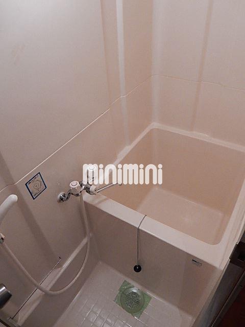 バス・シャワールーム　コンパクトなお風呂