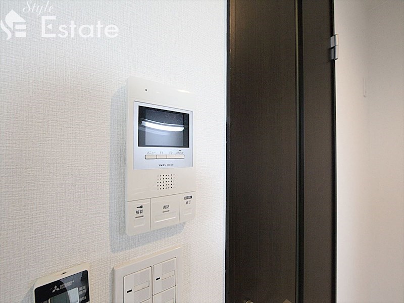 セキュリティ　モニター付きインターホン