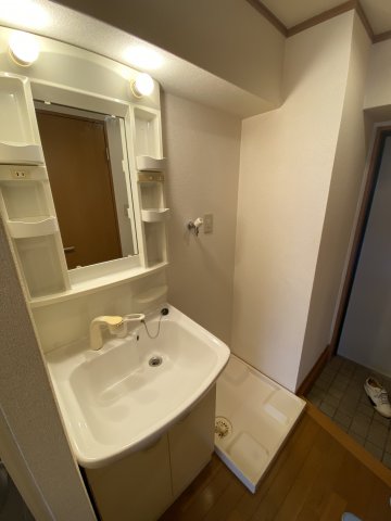 洗面設備　現況優先