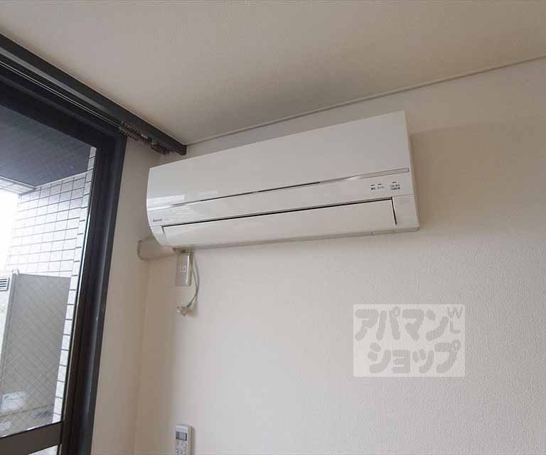 その他設備　エアコン装備