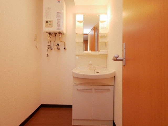 洗面設備　☆広々洗面室☆