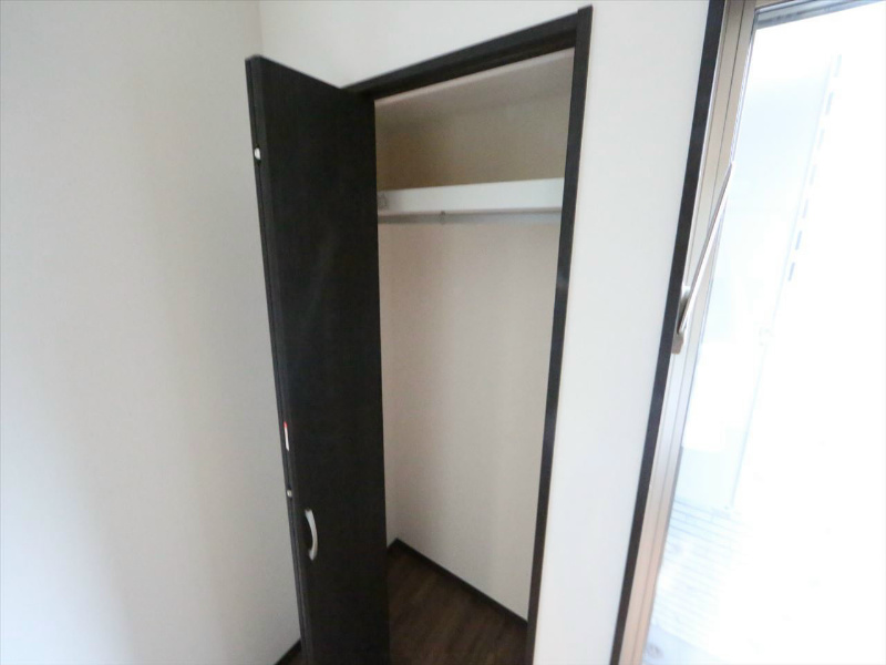 収納　クローゼット（収納充実してます）　同物件別号室写真