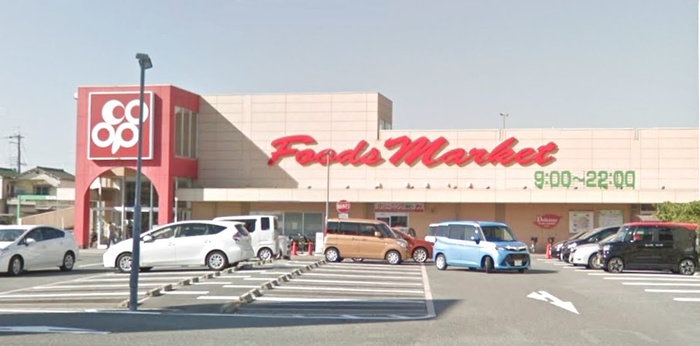 コンビニ　コープ（コンビニ）まで700m