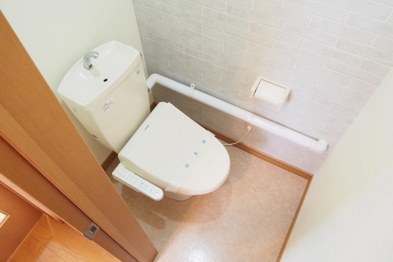 トイレ　トイレ