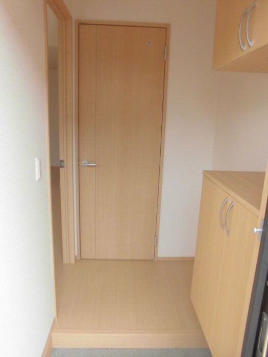 玄関　高崎、前橋のお部屋探しはエンドスケープまで！お客様の理想お聞