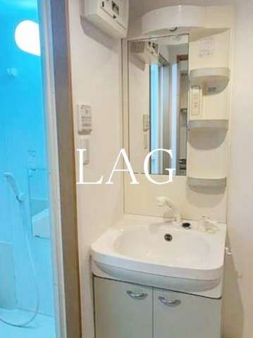 洗面設備　洗面台です。