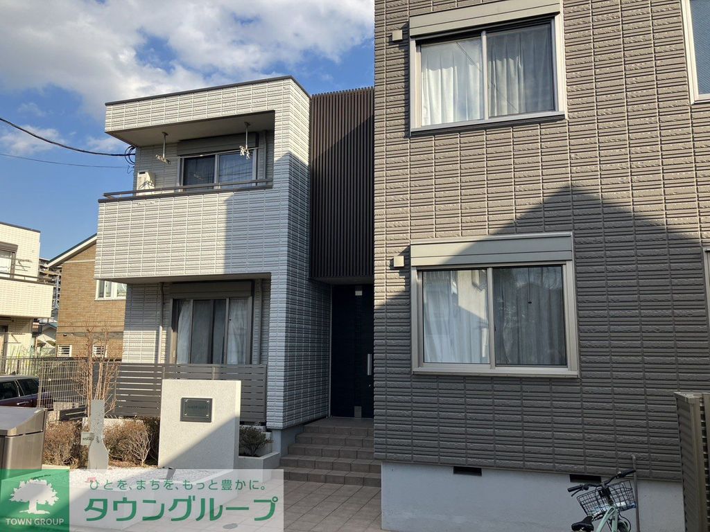 建物外観　エントランス